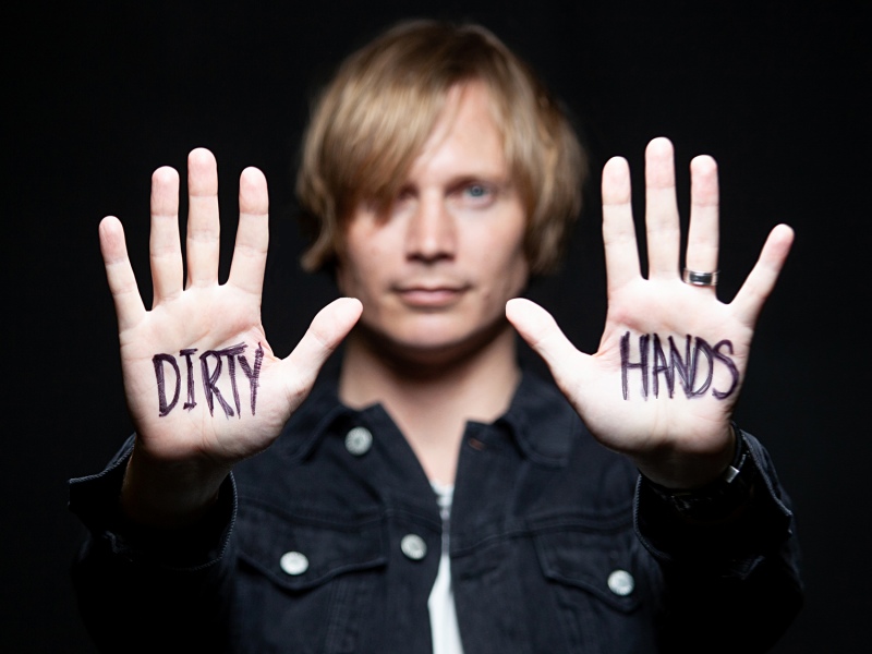 Dirty Hands single release 12/03/22